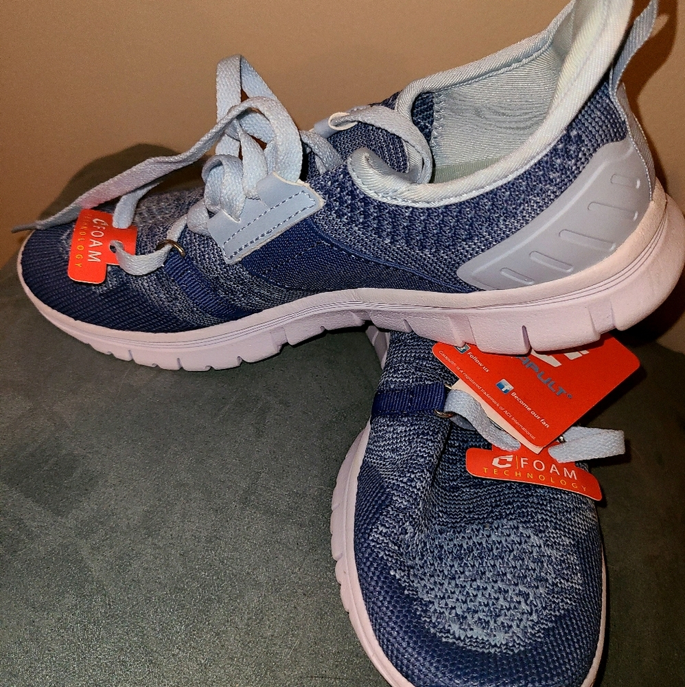 Tennis Shoes